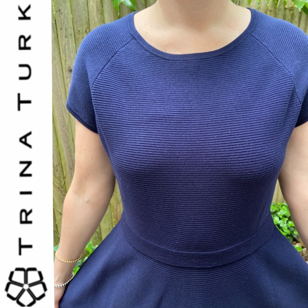 Trina Turk $324 NWT Fit-&-Flare Navy Sweater Dress w/ stretch, size XL - Picture 3 of 10